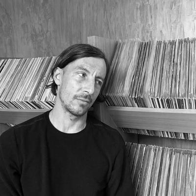 Danjel Esperanza — melodic house & techno artist on Warbeats Records